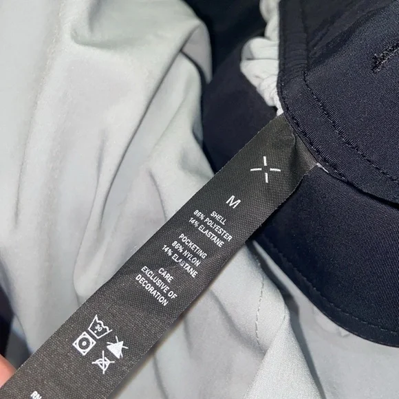 Men's Ten Thousand Foundation Short size M - Picture 5 of 6